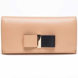 NWT 100% Authentic Chloe Leather Bow Wallet